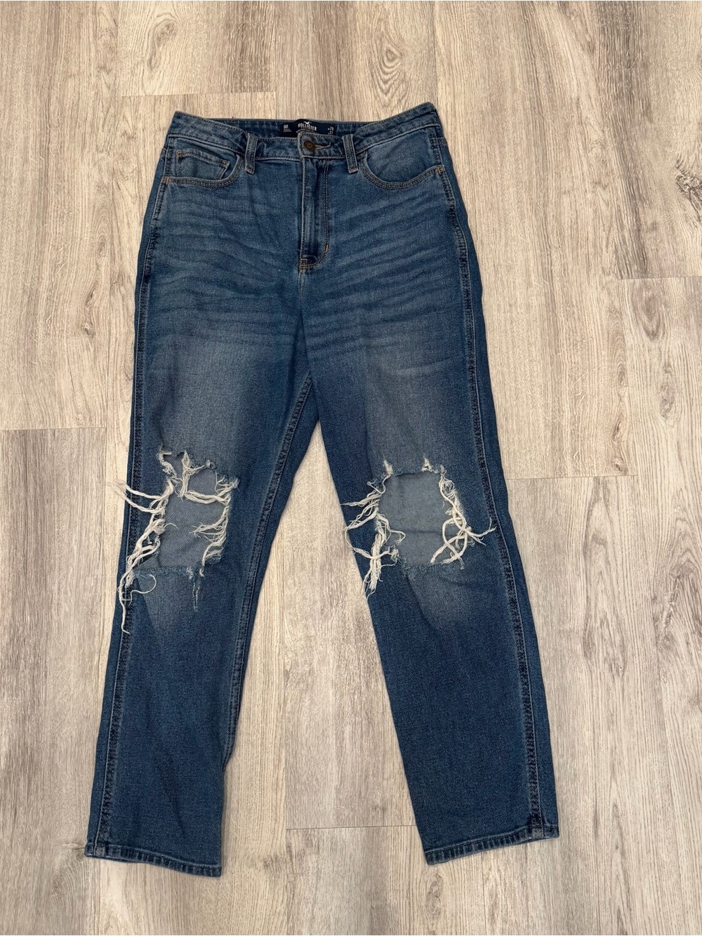 Hollister High Rise Distressed Straight Leg Jeans Size 9R Medium‎ Wash Denim